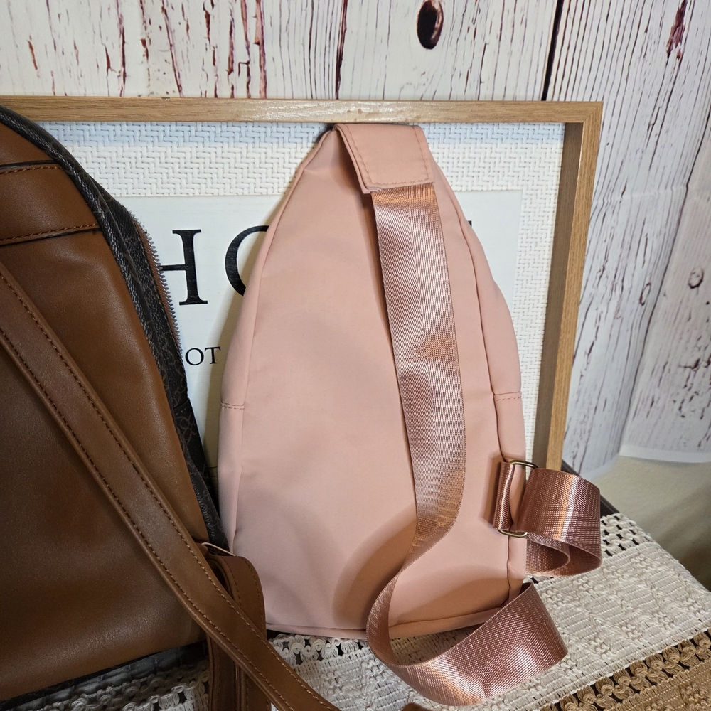 Set Of Backpacks - Picture 6 of 11